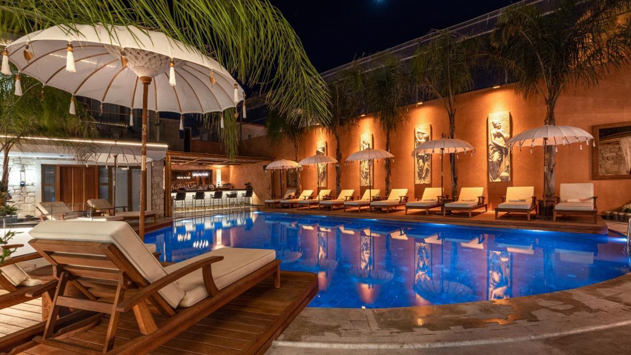 Genesis Hotel&Spa Alacatı Bagian luar foto