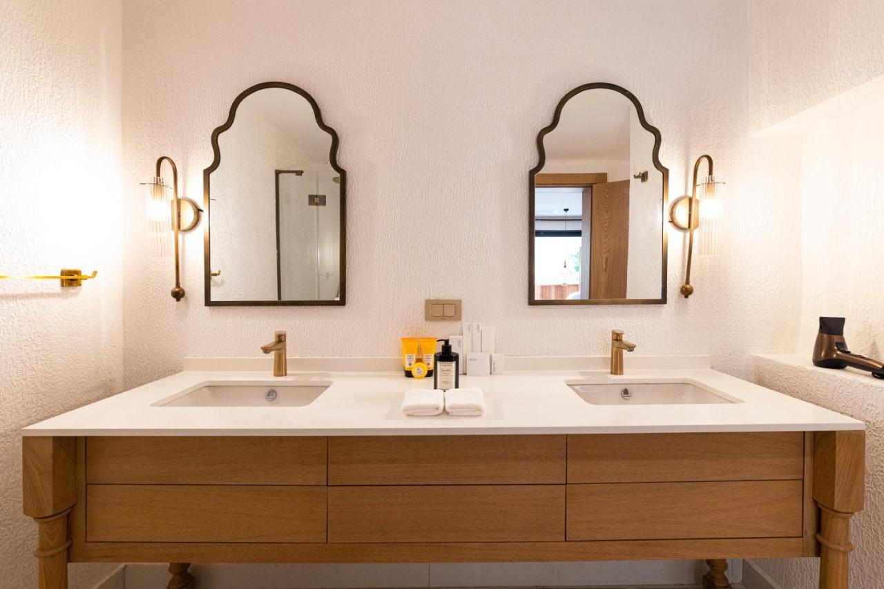 Genesis Hotel&Spa Alacatı Bagian luar foto